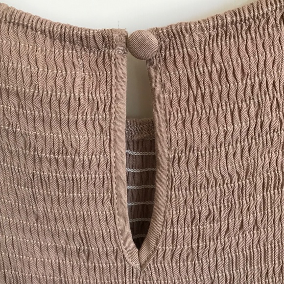 ZESICA Tiered A-Line Flutter Short Sleeve Smocked Midi Dress Women’s Size Large - Picture 9 of 16